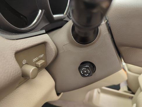 Used 2005 Lexus RX 330 image 16