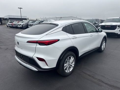 New 2026 Buick Envista Preferred image 3