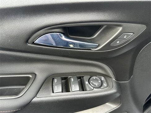 Certified 2023 Chevrolet Equinox RS image 22