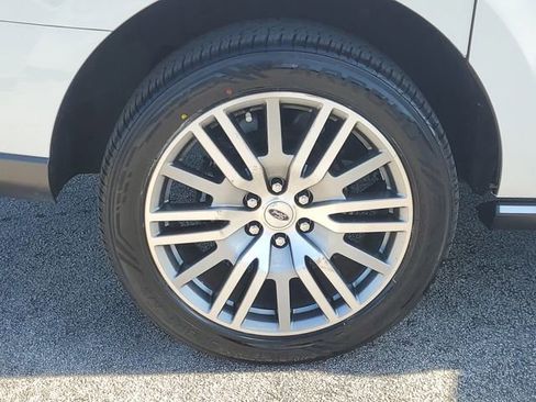 Certified 2023 Ford Expedition Max Limited image 5