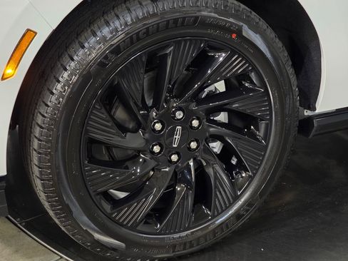 New 2025 Lincoln Navigator Reserve w/ Jet Appearance Package AWD/4WD image 13