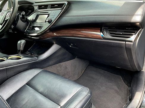 Used 2014 Toyota Avalon XLE Touring FWD image 26