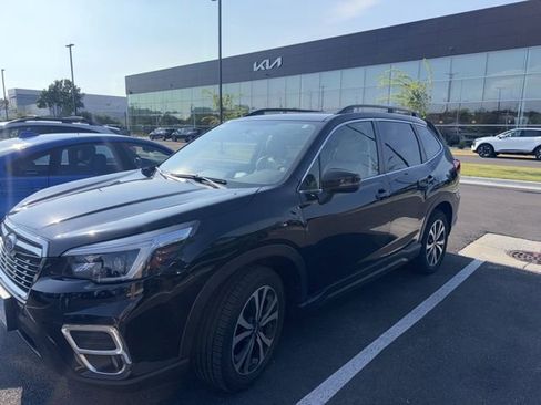 Used 2021 Subaru Forester Limited AWD/4WD image 2