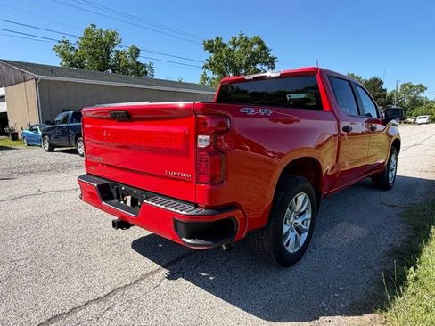 Used 2024 Chevrolet Silverado 1500 Custom AWD/4WD image 10