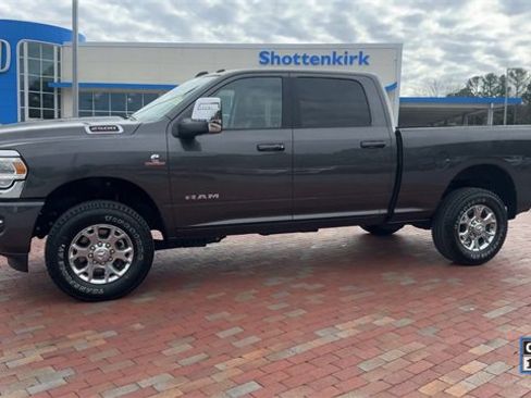 Used 2024 RAM 2500 Laramie w/ Safety Group image 7