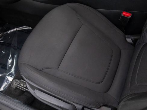 Used 2023 Hyundai Tucson SE image 13