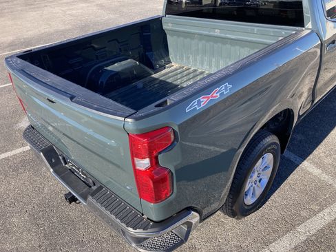 Used 2025 Chevrolet Silverado 1500 LT image 22