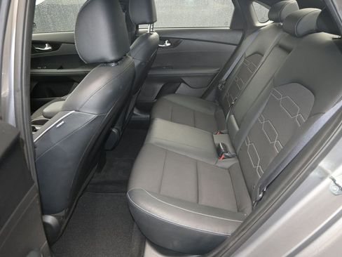 Used 2023 Kia Forte GT-Line w/ GT-Line Premium Package image 13