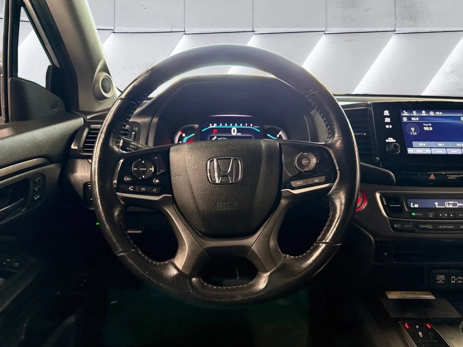 Used 2021 Honda Pilot Special Edition image 23