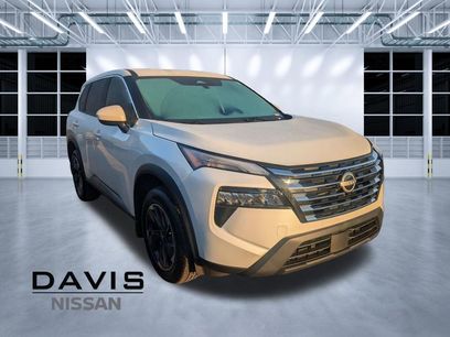 Used 2024 Nissan Rogue SV