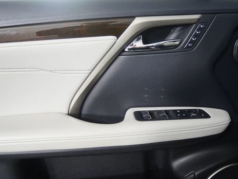 Used 2019 Lexus RX 350 FWD w/ Navigation Package image 9