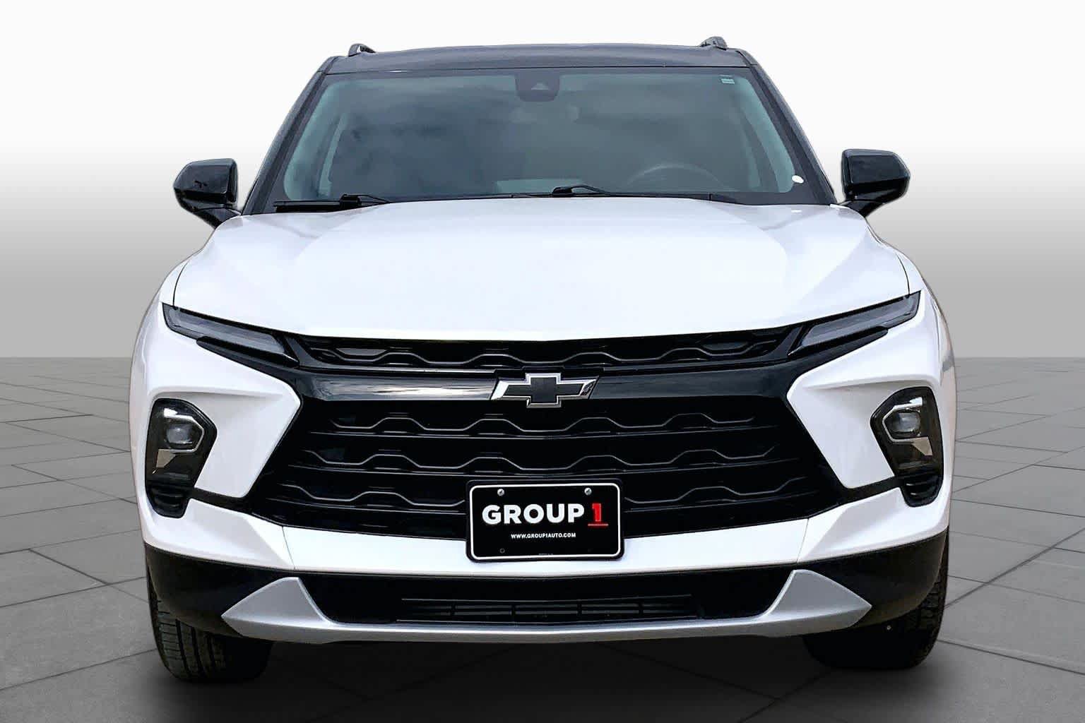 Used 2023 Chevrolet Blazer LT w/ Midnight/Sport Edition FWD image 4