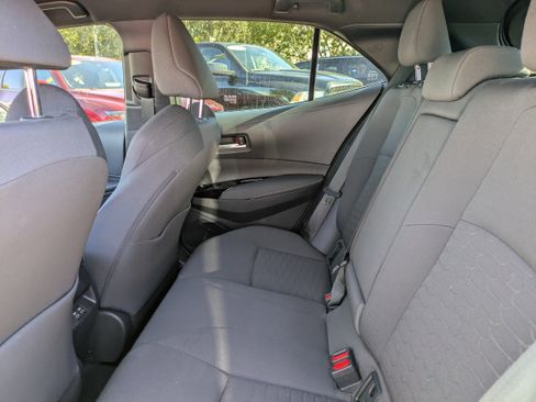 Used 2023 Toyota Corolla SE image 14