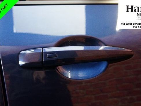 Certified 2021 Nissan Rogue SV image 82