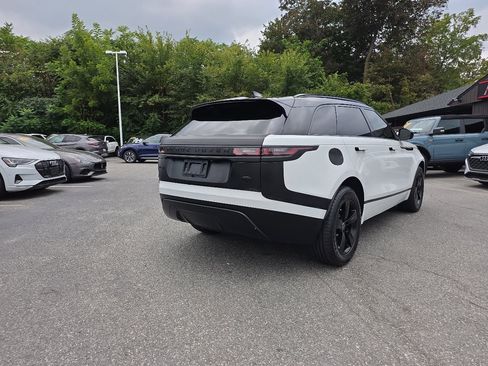 Used 2018 Land Rover Range Rover Velar S image 31