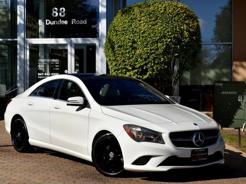 Used 2015 Mercedes-Benz CLA 250 image 2
