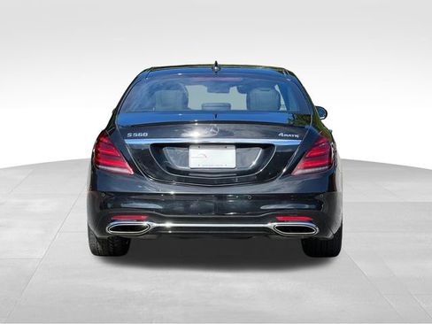 Used 2018 Mercedes-Benz S 560 4MATIC Sedan w/ AMG Line Exterior image 4