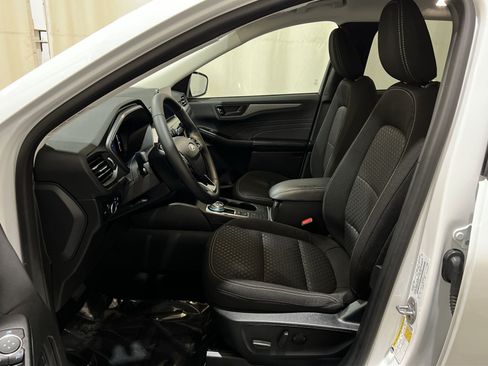 Used 2024 Ford Escape Active w/ Cold Weather Package FWD image 14