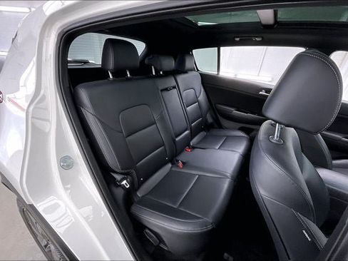 Used 2022 Kia Sportage Nightfall Edition AWD/4WD image 19