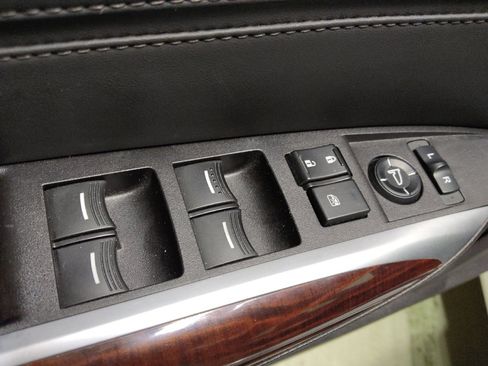 Used 2017 Acura TLX w/ Technology Package image 27