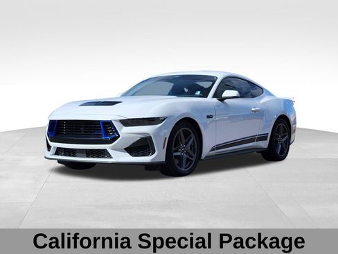 Used 2024 Ford Mustang GT Premium RWD image 6