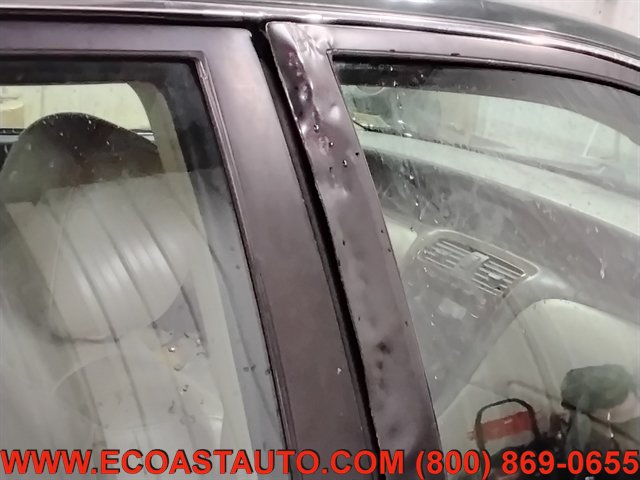 Used 2000 Toyota Avalon XLS FWD image 18