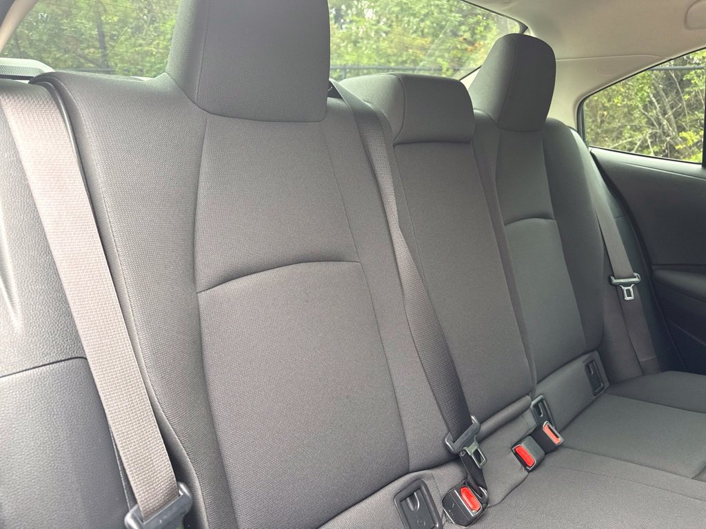 Used 2024 Toyota Corolla LE FWD image 31