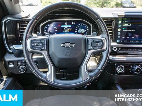 Used 2022 Chevrolet Silverado 1500 RST AWD/4WD image 29