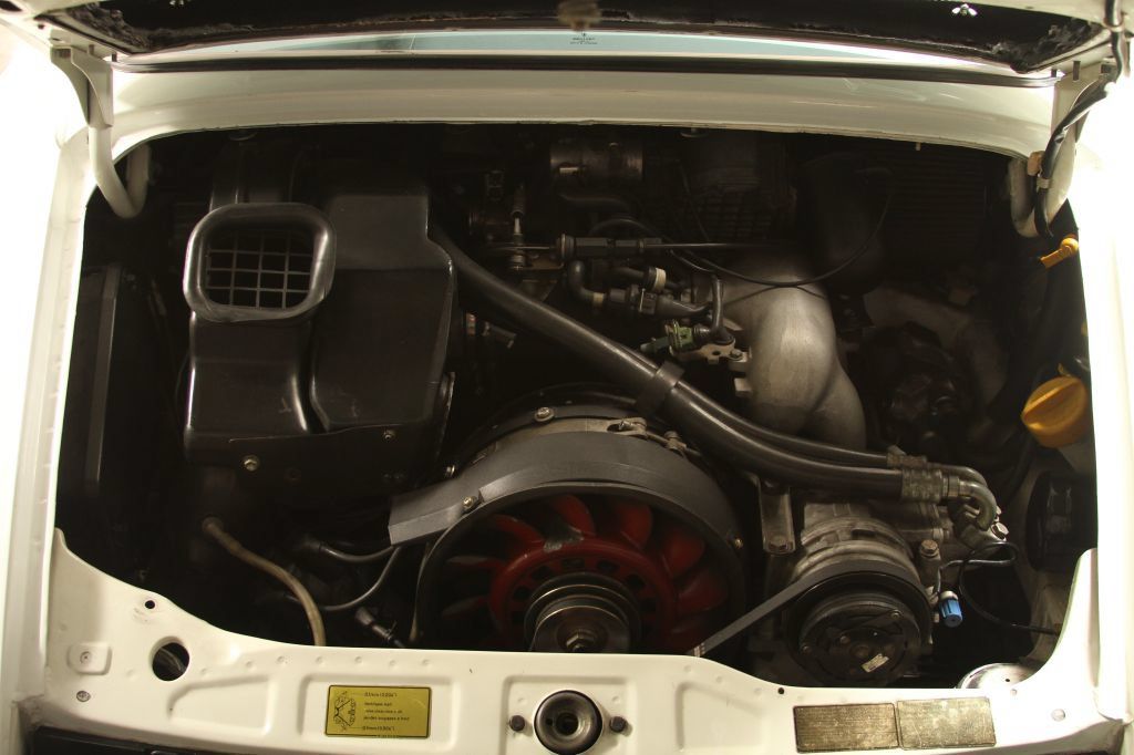 Used 1990 Porsche 911 Carrera image 32