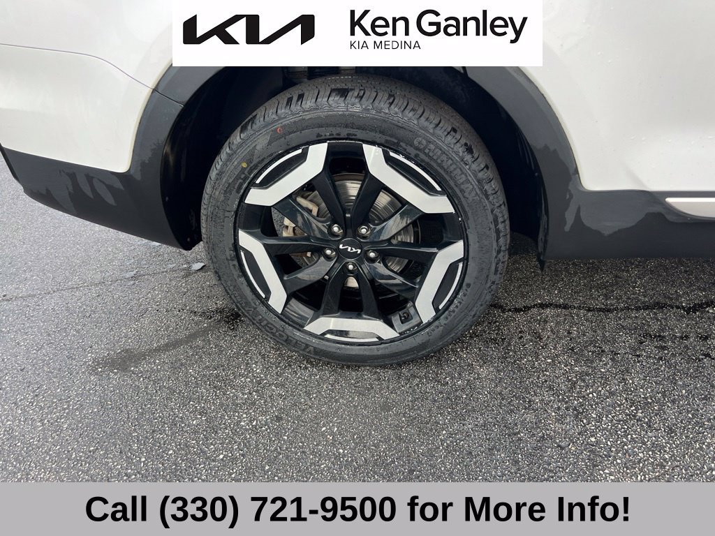 Certified 2024 Kia Telluride S w/ S Sunroof Package AWD/4WD image 21