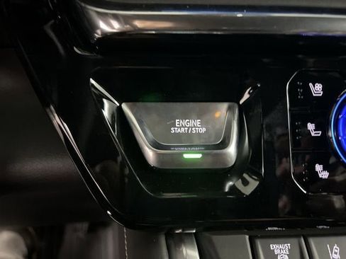 New 2026 GMC Sierra 2500 Denali Ultimate image 17