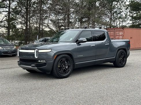 Used 2023 Rivian R1T Adventure image 3