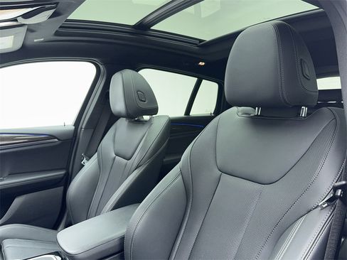 Used 2024 BMW X4 xDrive30i image 38