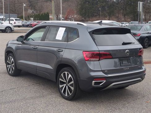 Used 2023 Volkswagen Taos SE image 6
