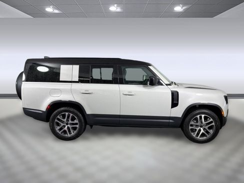 Used 2026 Land Rover Defender 130 S AWD/4WD image 7
