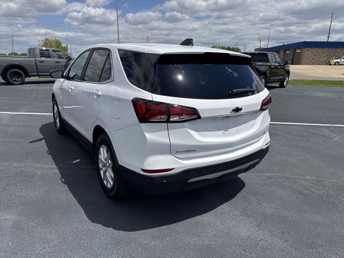 Used 2024 Chevrolet Equinox LT w/ LPO, Floor Liner Package FWD image 4