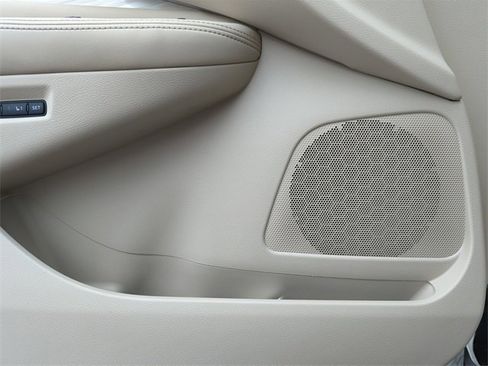 Used 2015 Nissan Murano SL w/ SL Technology Package image 27