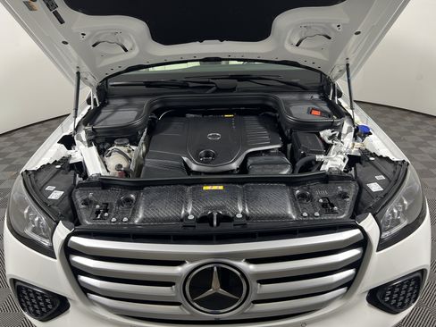 Used 2026 Mercedes-Benz GLS 450 4MATIC image 20
