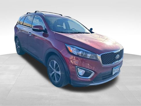 Used 2016 Kia Sorento EX image 5