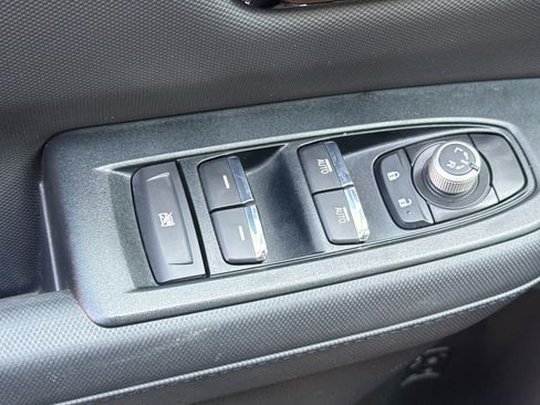 Used 2025 Subaru Forester Limited AWD/4WD image 15