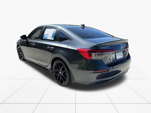 Used 2024 Honda Civic Sport image 6