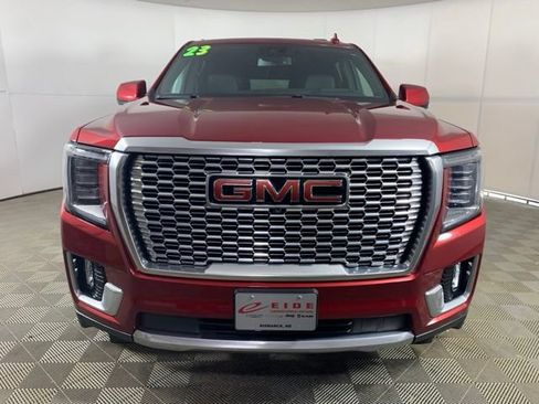 Used 2023 GMC Yukon XL Denali AWD/4WD image 10
