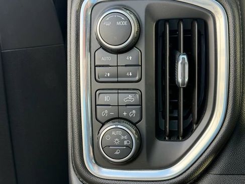 Used 2020 Chevrolet Silverado 1500 LT Trail Boss w/ Safety Package AWD/4WD image 25
