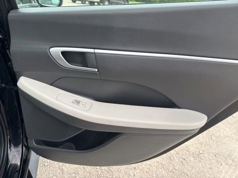 Used 2025 Hyundai Sonata SEL FWD image 18
