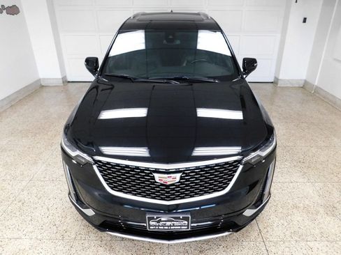 Used 2025 Cadillac XT6 Premium Luxury AWD/4WD image 10