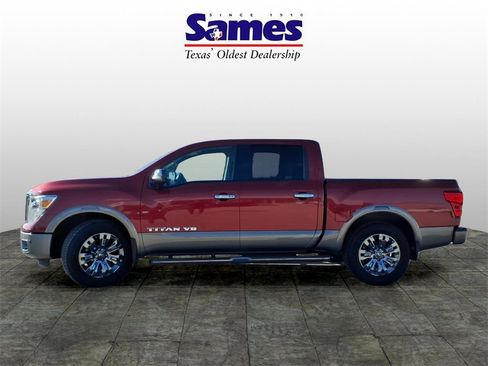 Used 2019 Nissan Titan Platinum Reserve image 4