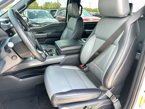 Used 2025 Ford F150 Lightning Lariat AWD/4WD image 17