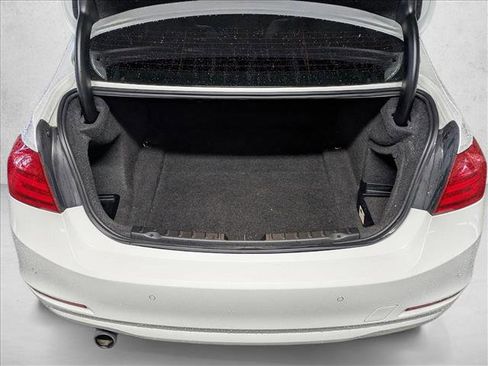 Used 2015 BMW 320i Sedan image 6