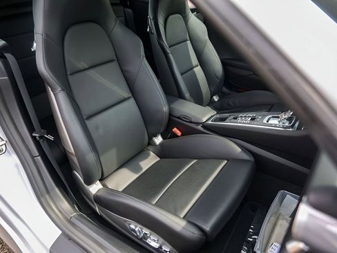 Used 2014 Porsche 911 Carrera S RWD image 30