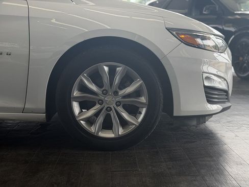 Used 2019 Chevrolet Malibu LT FWD image 19